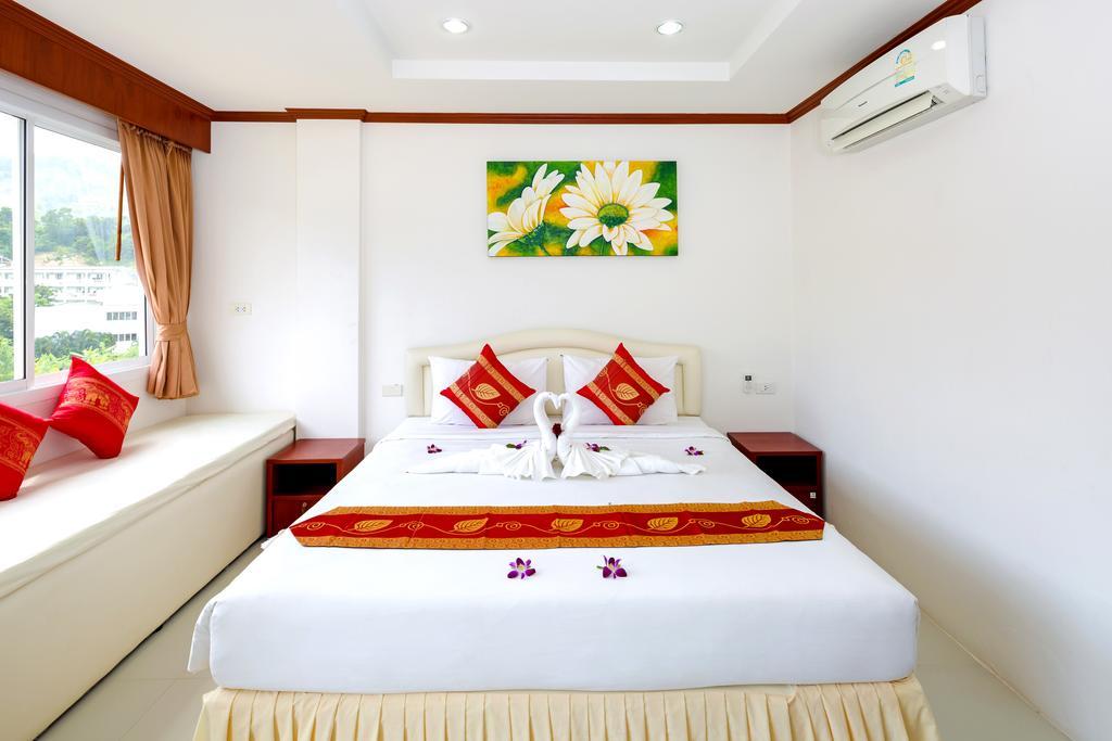 Phusita House 2 Hotell Patong Eksteriør bilde